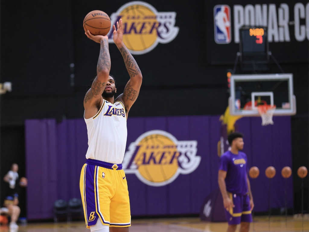 仅点燃了现 仅点燃了现